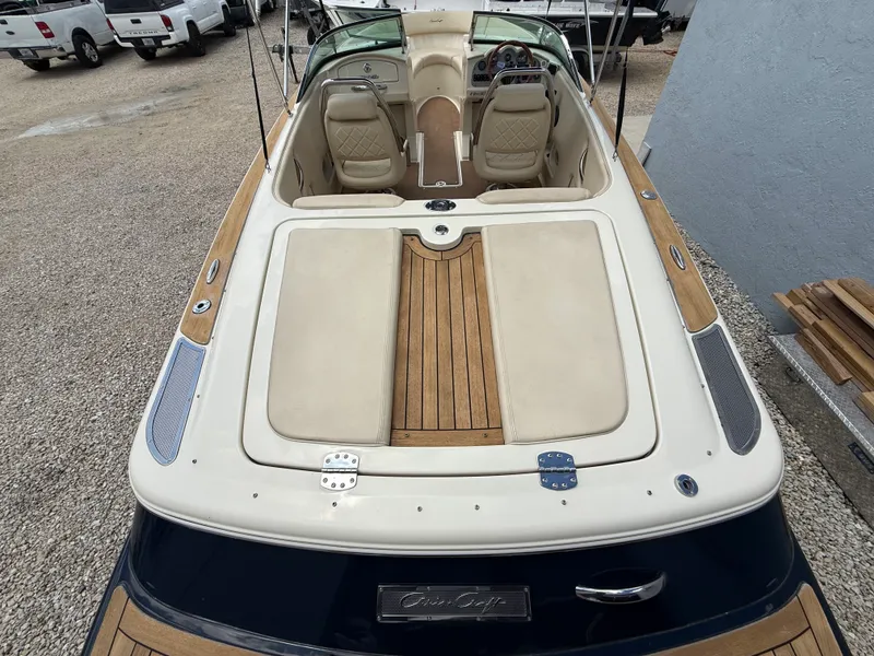 Slide: The Image of Chris-Craft LAUNCH 22 HERITAGE EDITION 2017 - 13