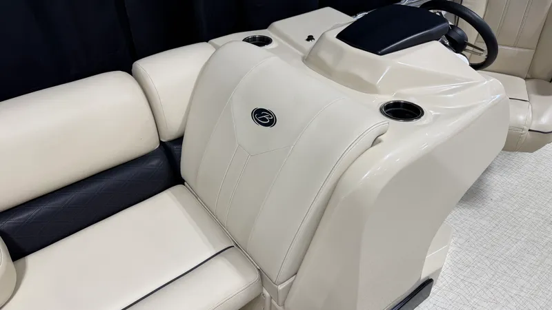Slide: The Image of Barletta E24QSS 2019 - 70