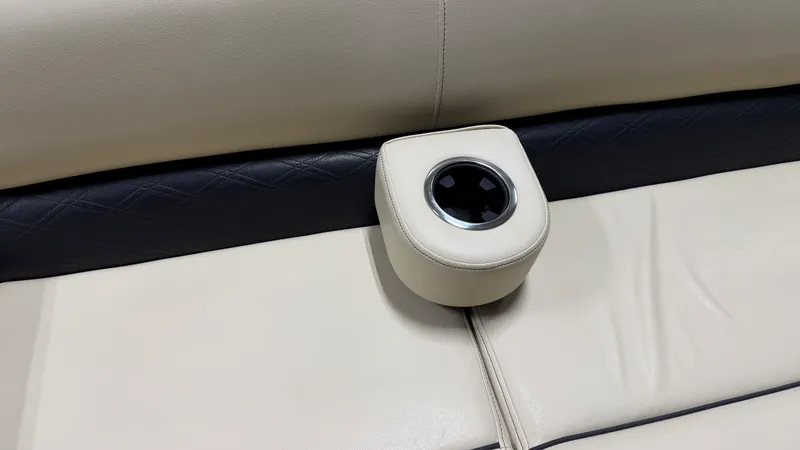 Slide: The Image of Barletta E24QSS 2019 - 60