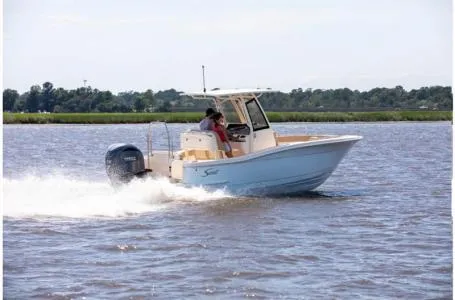 Slide: The Image of Scout 240 XSF 2024 - 22