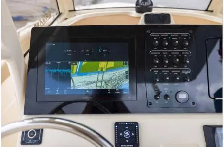 Slide: The Image of Scout 240 XSF 2024 - 3