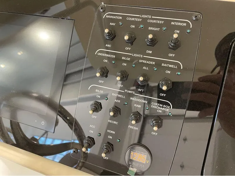 Slide: The Image of Scout 240 XSF 2024 - 32