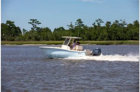 Slide: The Image of Scout 240 XSF 2024 - 6