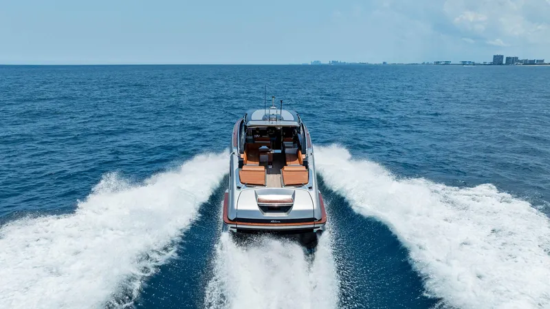 Slide: The Image of Riva 48' DOLCERIVA 2024 - 14