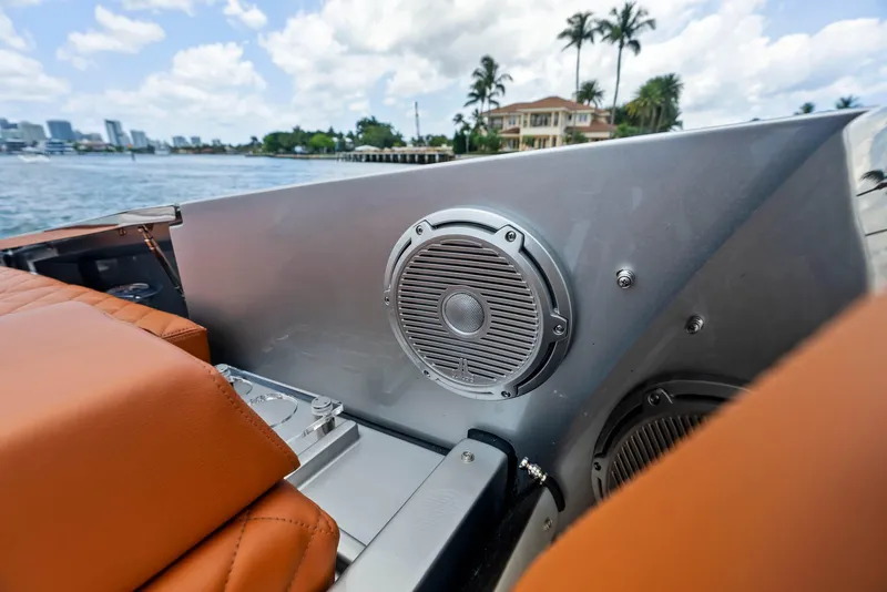 Slide: The Image of Riva 48' DOLCERIVA 2024 - 28