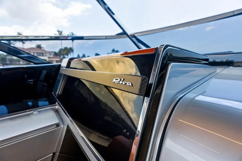 Slide: The Image of Riva 48' DOLCERIVA 2024 - 36