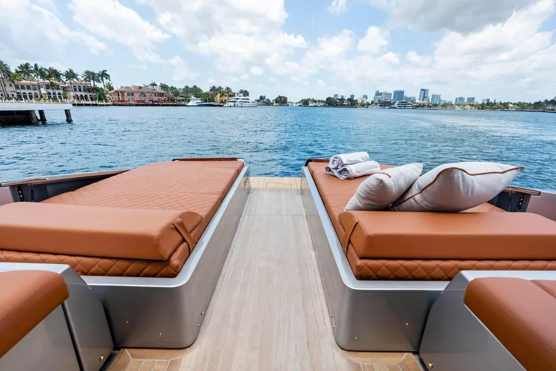 Slide: The Image of Riva 48' DOLCERIVA 2024 - 40