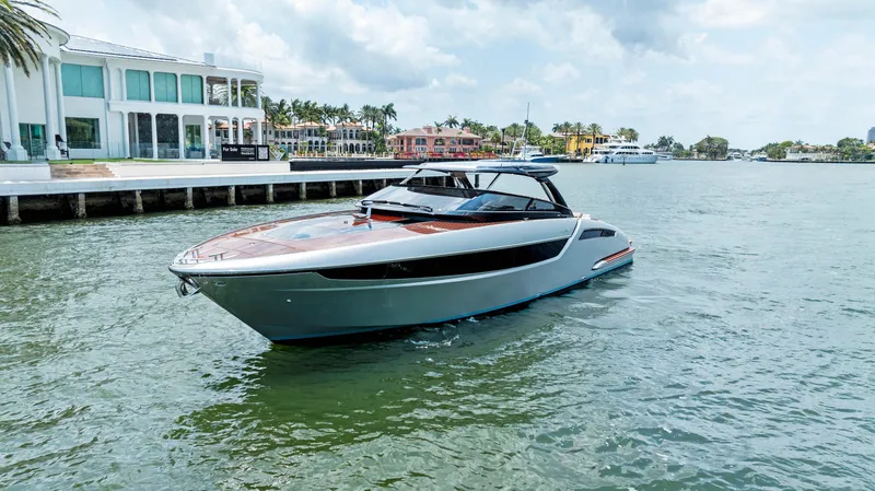 Slide: The Image of Riva 48' DOLCERIVA 2024 - 5