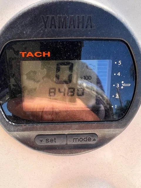Slide: The Image of Yamaha tachometer on a 2007 Scout 220 Bay Scout boat displaying 843 hours. - 10