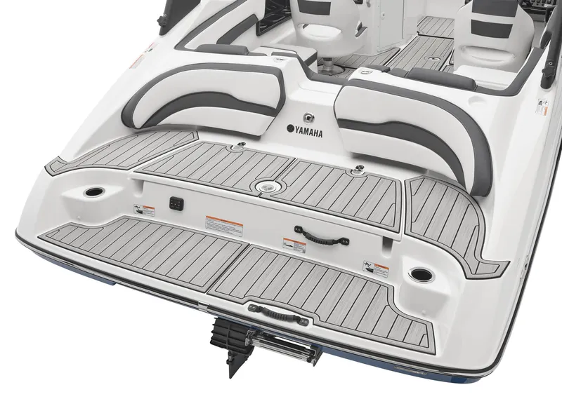 Slide: The Image of 2024 Yamaha Boats 195S rear deck and seating area. - 4