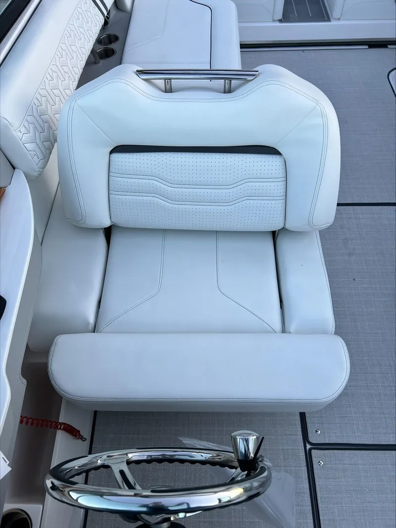 Slide: The Image of Regal LX9 2024 - 4