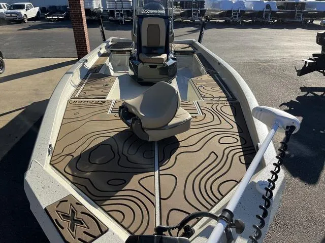 Slide: The Image of Xpress H24B 2024 - 6