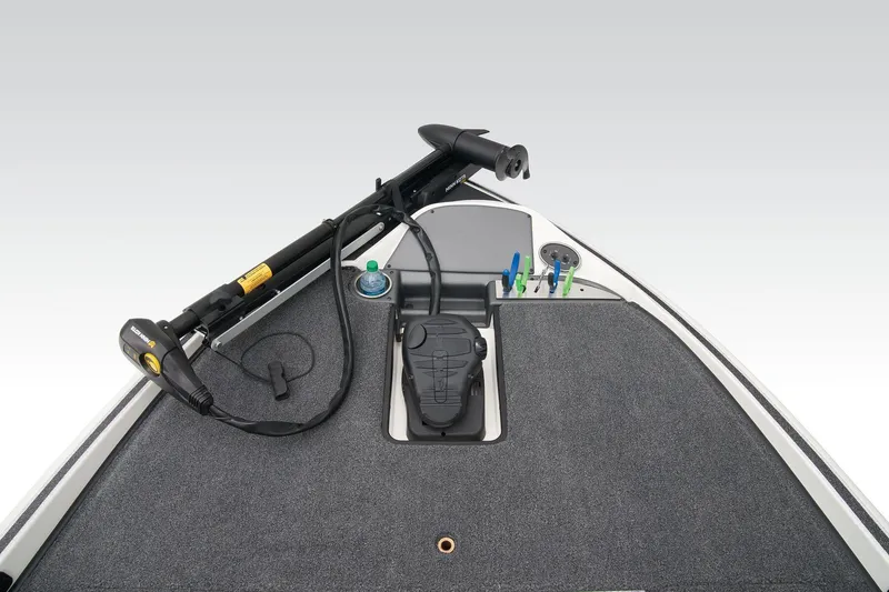 Slide: The Image of Triton 19 TrX 2024 - 16