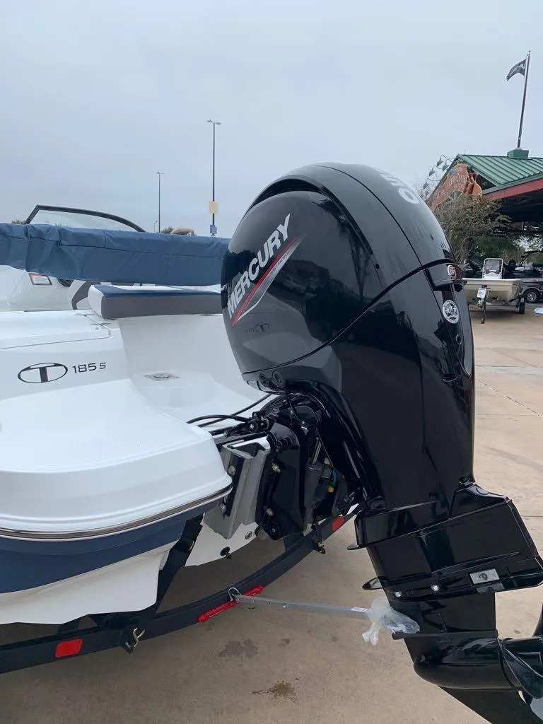 Slide: The Image of 2024 Tahoe 185 S boat with Mercury outboard motor. - 5
