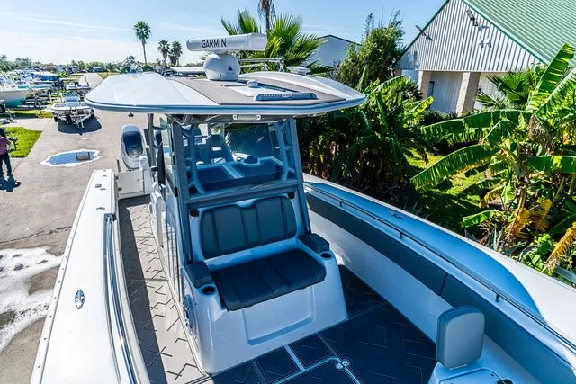 Slide: The Image of Cape Horn 36 XS 2024 - 28