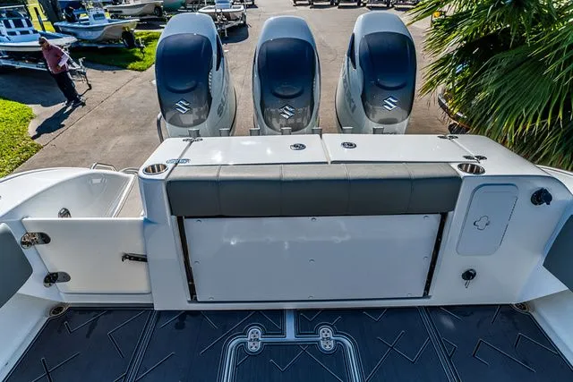 Slide: The Image of Cape Horn Yachts 36 XS 2024 - 7