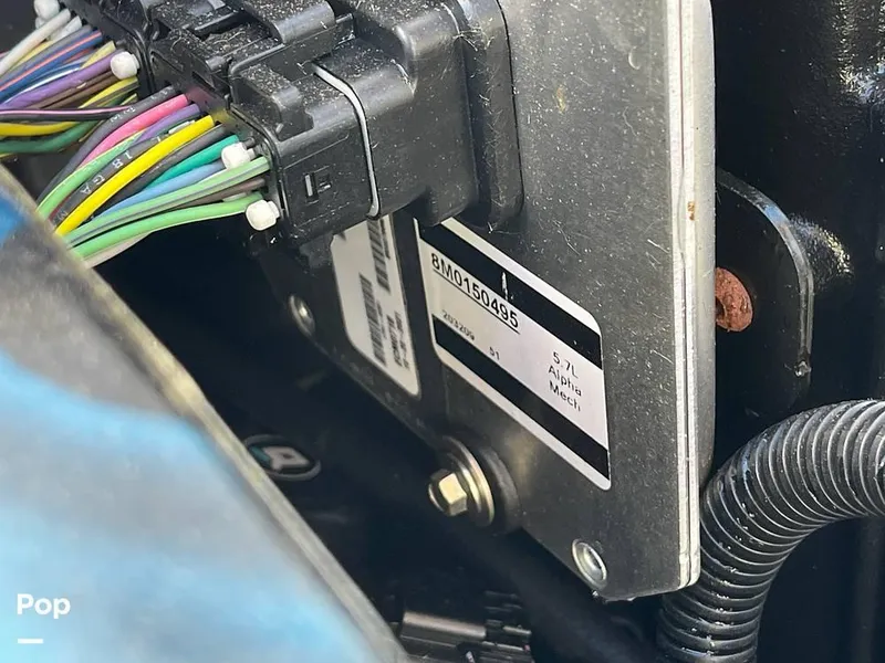 Slide: The Image of 2004 Larson 220 Cabrio for sale in Somerset, MA - 30