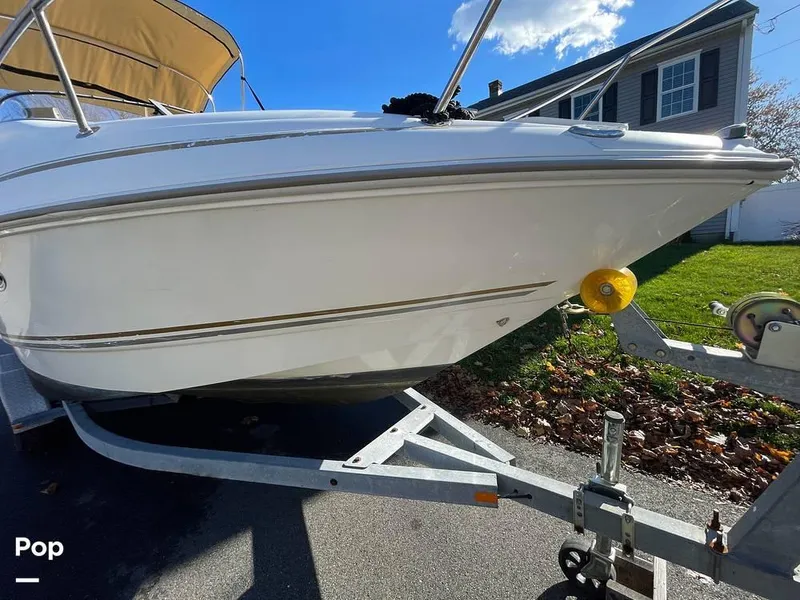 Slide: The Image of 2004 Larson 220 Cabrio for sale in Somerset, MA - 45