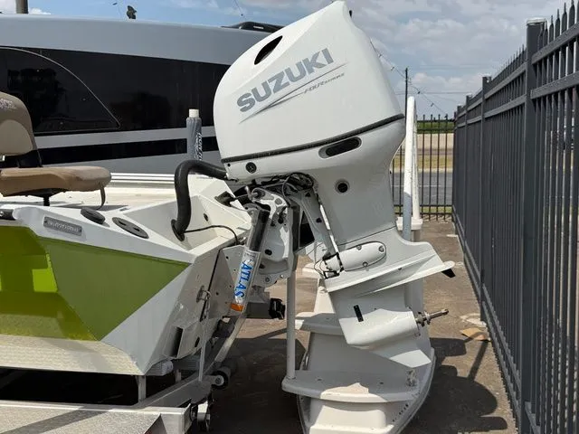 Slide: The Image of Excel 183 Bay Pro 2024 - 14