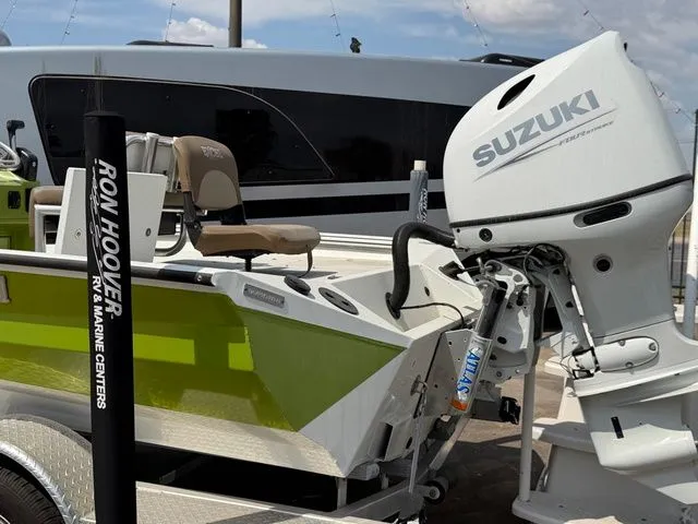 Slide: The Image of Excel 183 Bay Pro 2024 - 16