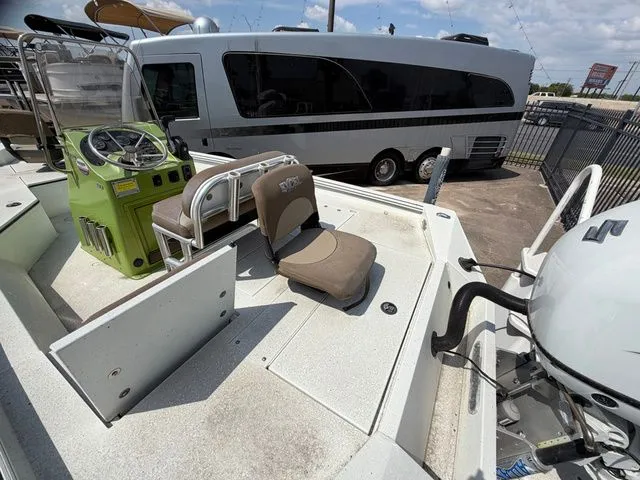 Slide: The Image of Excel 183 Bay Pro 2024 - 22