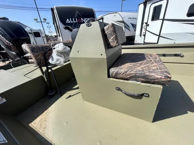 Slide: The Image of Lowe rx20CC 2023 - 6