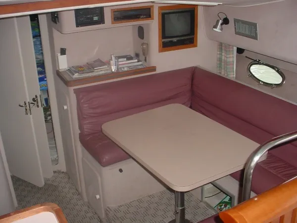 Slide: The Image of Photo 4 - 4