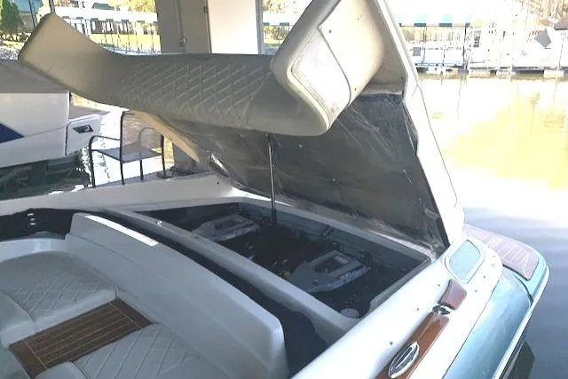 Slide: The Image of Electric engine hatch - 31