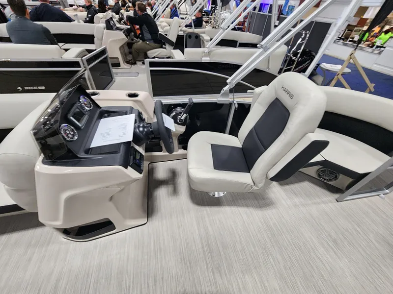 Slide: The Image of Image 7 - 7