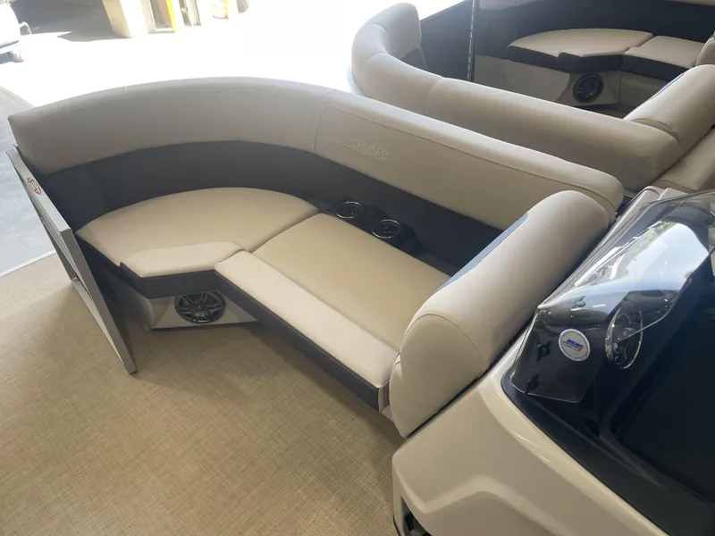 Slide: The Image of Image 5 - 5