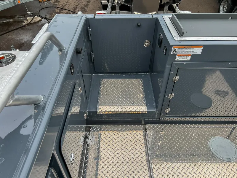 Slide: The Image of Hewescraft 270 Pacific Explorer 2026 - 20