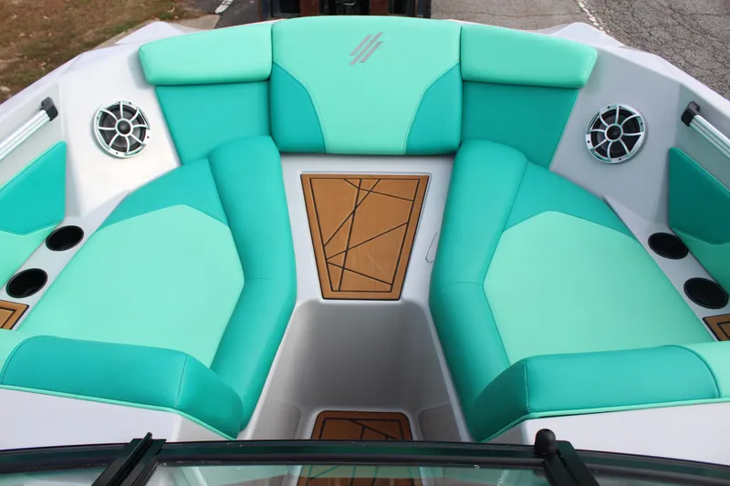 Slide: The Image of ATX TYPE 20 S SURF 2021 - 15