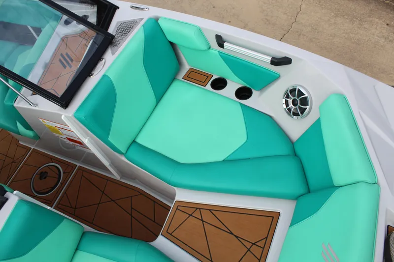 Slide: The Image of ATX TYPE 20 S SURF 2021 - 17