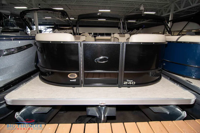 Slide: The Image of 2023 Crest Classic DLX 240 SLC pontoon boat displayed at Big Thunder Marine. - 2
