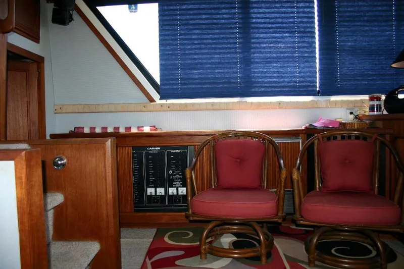 Slide: The Image of Carver 3807 Aft Cabin Motor Yacht 1987 - 21