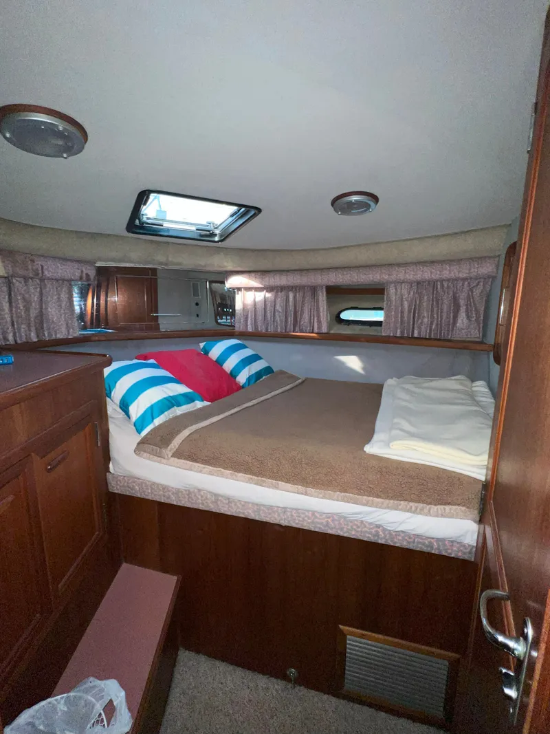 Slide: The Image of Carver 3807 Aft Cabin Motor Yacht 1987 - 28