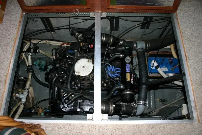 Slide: The Image of Carver 3807 Aft Cabin Motor Yacht 1987 - 41