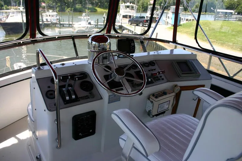 Slide: The Image of Carver Yachts 3807 Aft Cabin Motor Yacht 1987 - 12