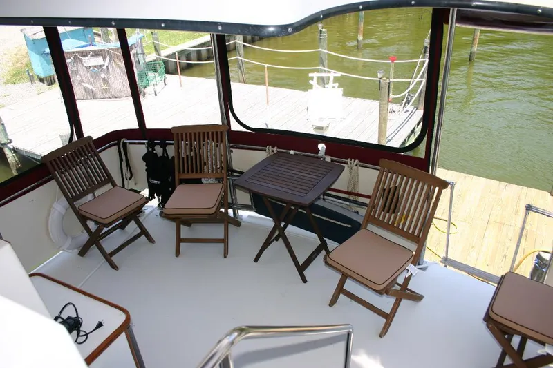 Slide: The Image of Carver Yachts 3807 Aft Cabin Motor Yacht 1987 - 16