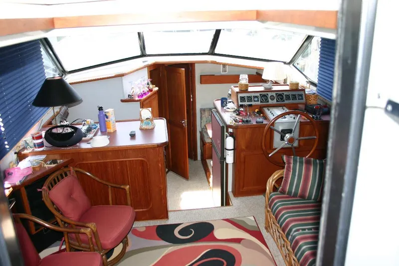 Slide: The Image of Carver Yachts 3807 Aft Cabin Motor Yacht 1987 - 18