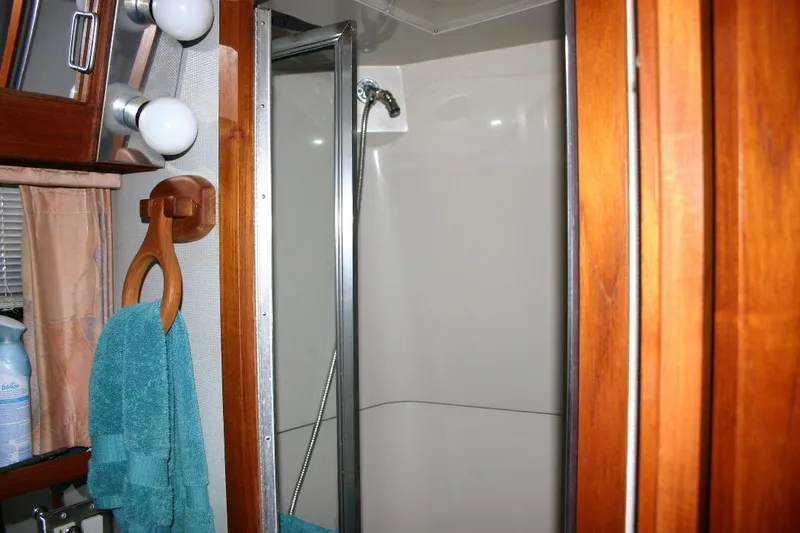 Slide: The Image of Carver Yachts 3807 Aft Cabin Motor Yacht 1987 - 37