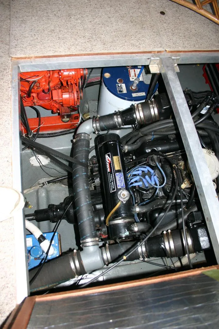 Slide: The Image of Carver Yachts 3807 Aft Cabin Motor Yacht 1987 - 46