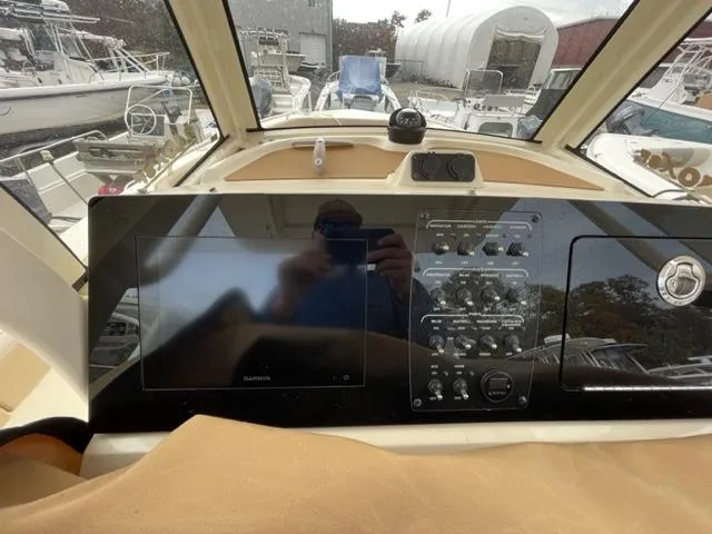 Slide: The Image of Scout 240 XSF 2023 - 11