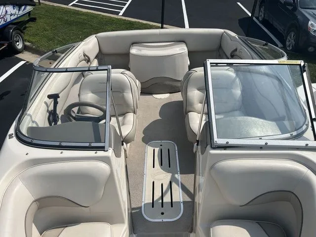 Slide: The Image of Crownline Boats 180 BR 1999 - 12