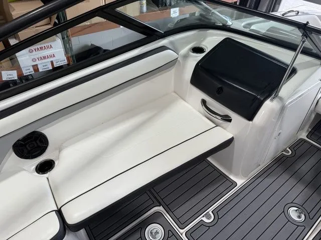 Slide: The Image of Yamaha AR192 2015 - 14