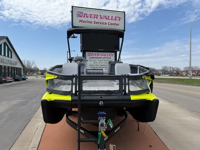 Slide: The Image of Sea-Doo Switch Sport 21 2024 - 2