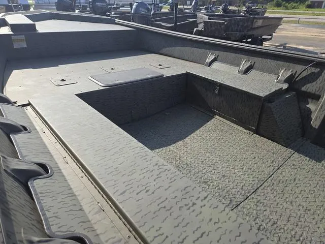 Slide: The Image of War Eagle 860 Ldsv 2024 - 12