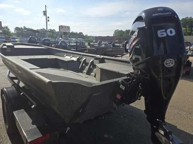 Slide: The Image of War Eagle 860 Ldsv 2024 - 15