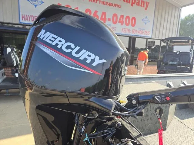 Slide: The Image of War Eagle 860 Ldsv 2024 - 19