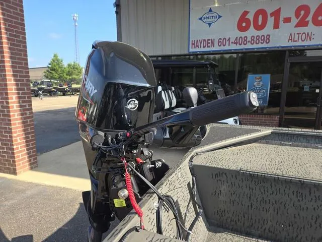 Slide: The Image of War Eagle 860 Ldsv 2024 - 20